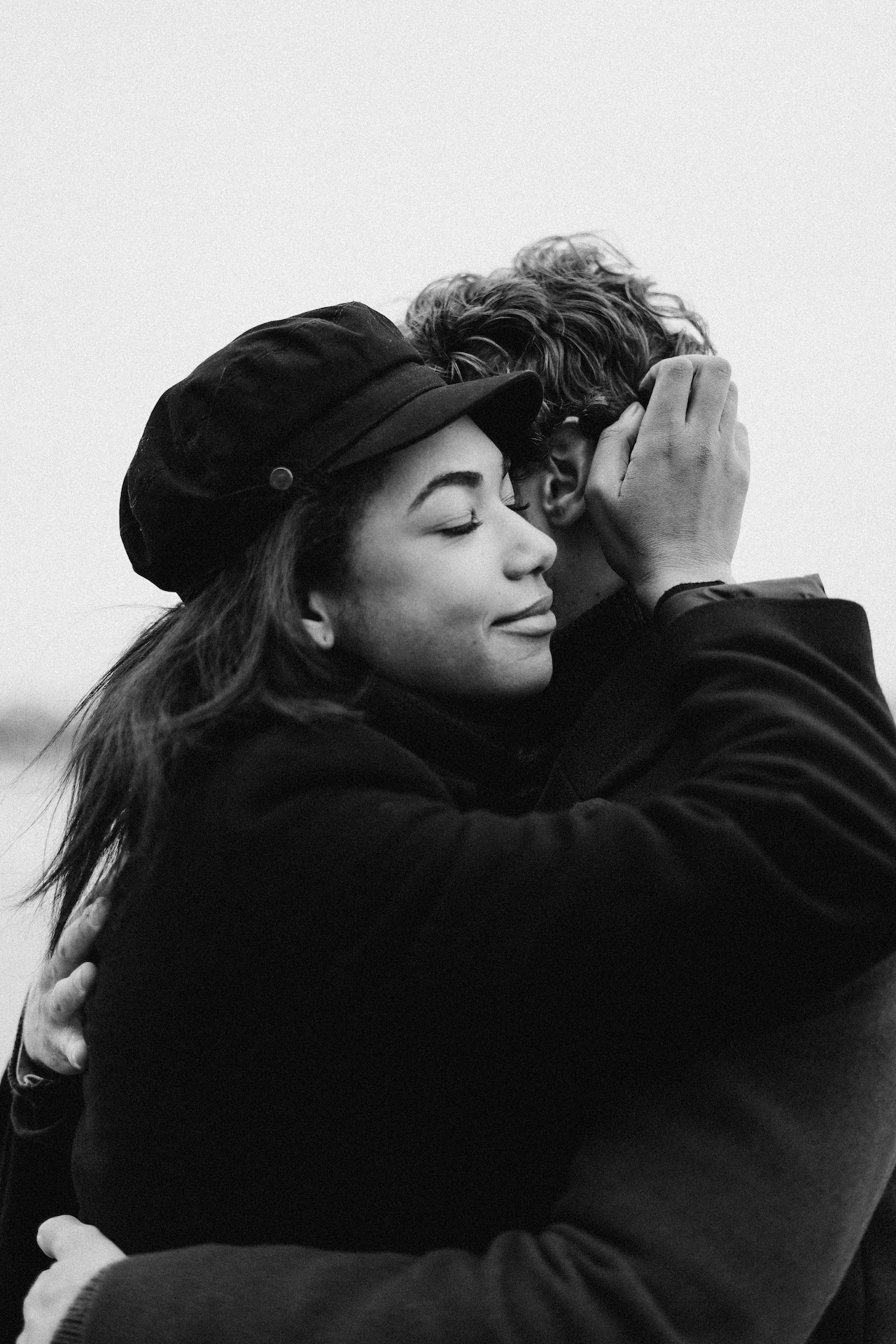 Why Do Girls Hug Guys Over The Shoulder (7 Hidden Reasons) Truly Sigma